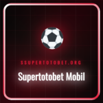 Supertotobet Mobil uygulaması ile akıllı telefonda bahis oynayan kullanıcı.